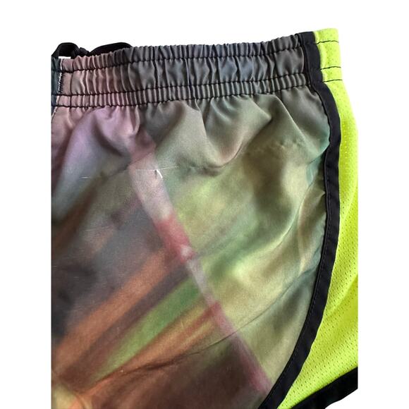 Girl's Nike Dri-Fit Running Shorts - Picture 5 of 5
